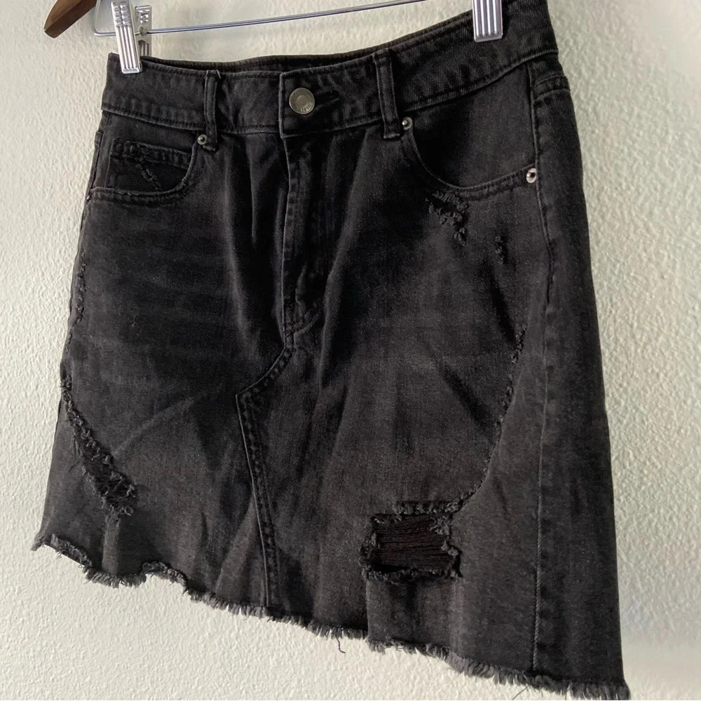 Distressed Denim Skirt Black Mini Skirt Deconstructed Size 2 Wild Fable - Picture 3 of 15